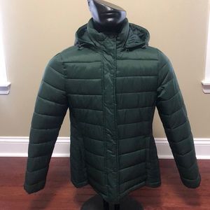 Women’s puffer coat- new- never worn